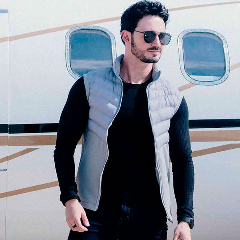 Chaleco Essential Down Vest Gray