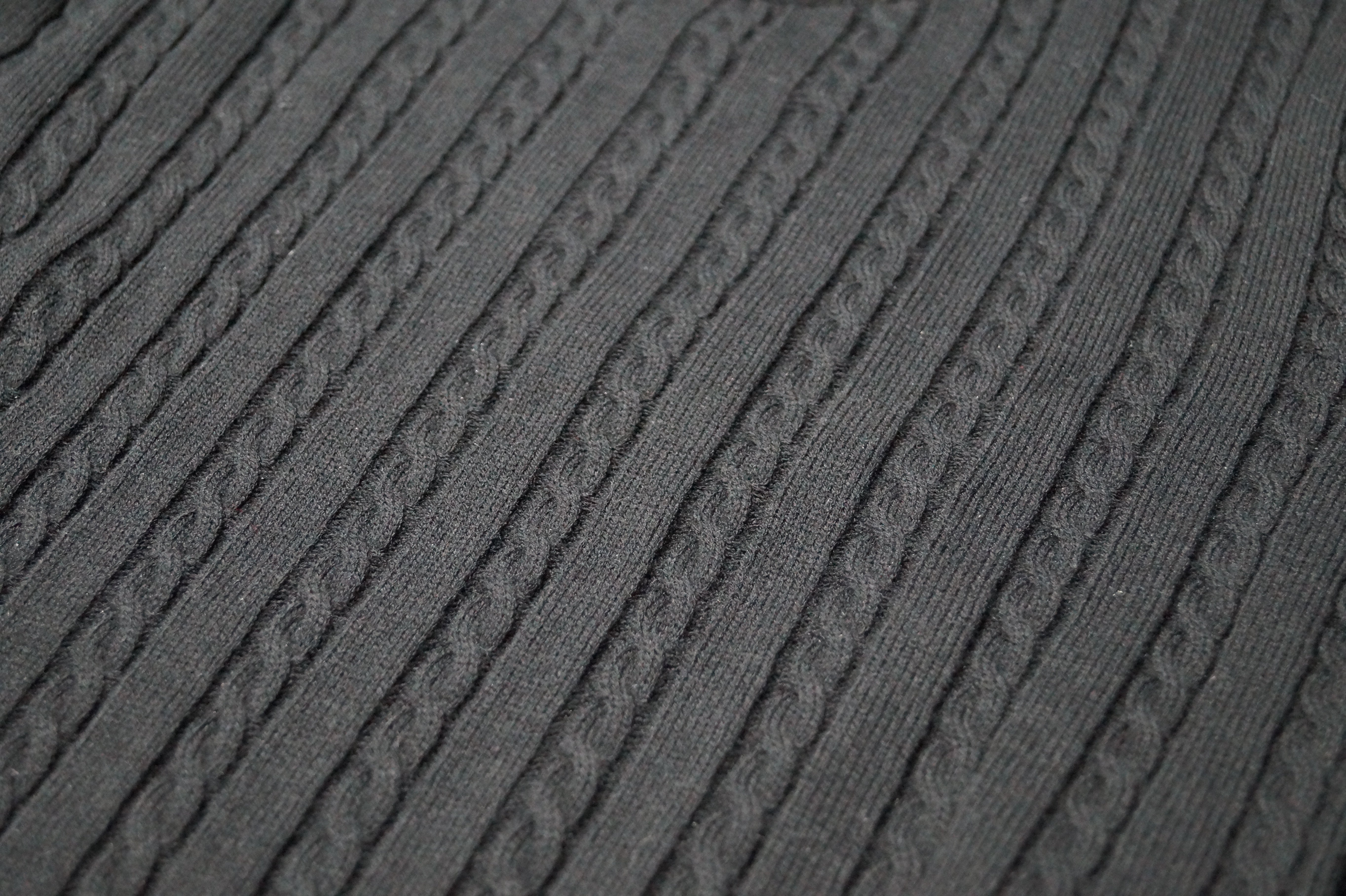 Crewneck Cable Knit Sweater Black