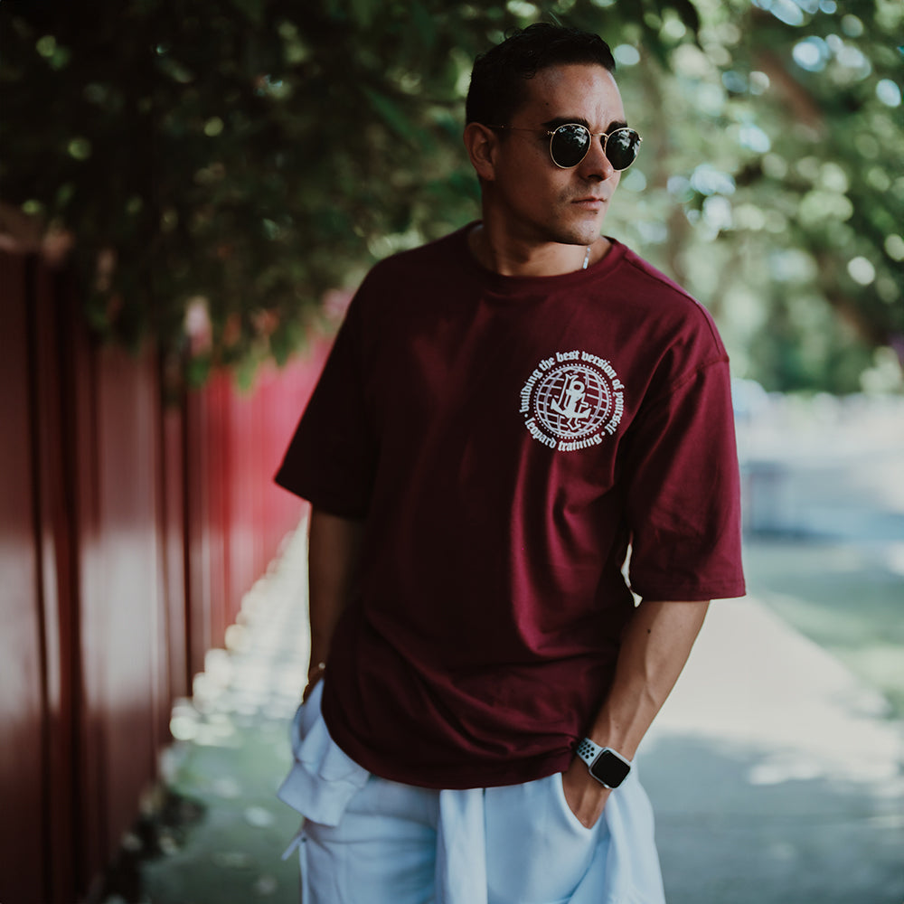 Playera Oversized Building Your Best Version Burgundy