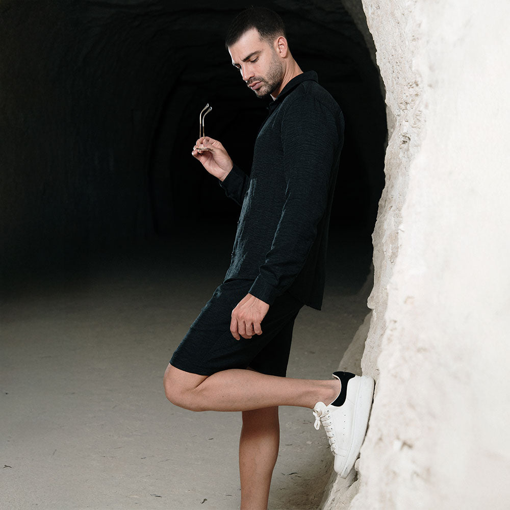 Mythos Short Black