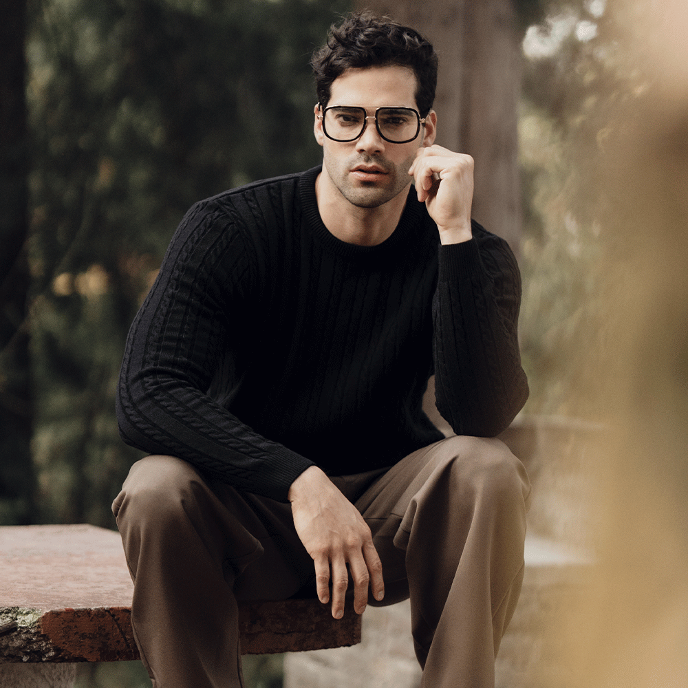 Crewneck Cable Knit Sweater Black