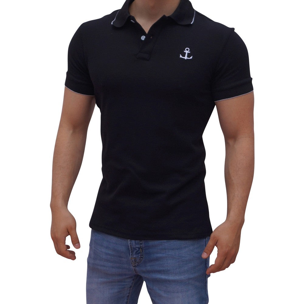 Playera Polo Negra Logo Blanco Manga Corta Negra