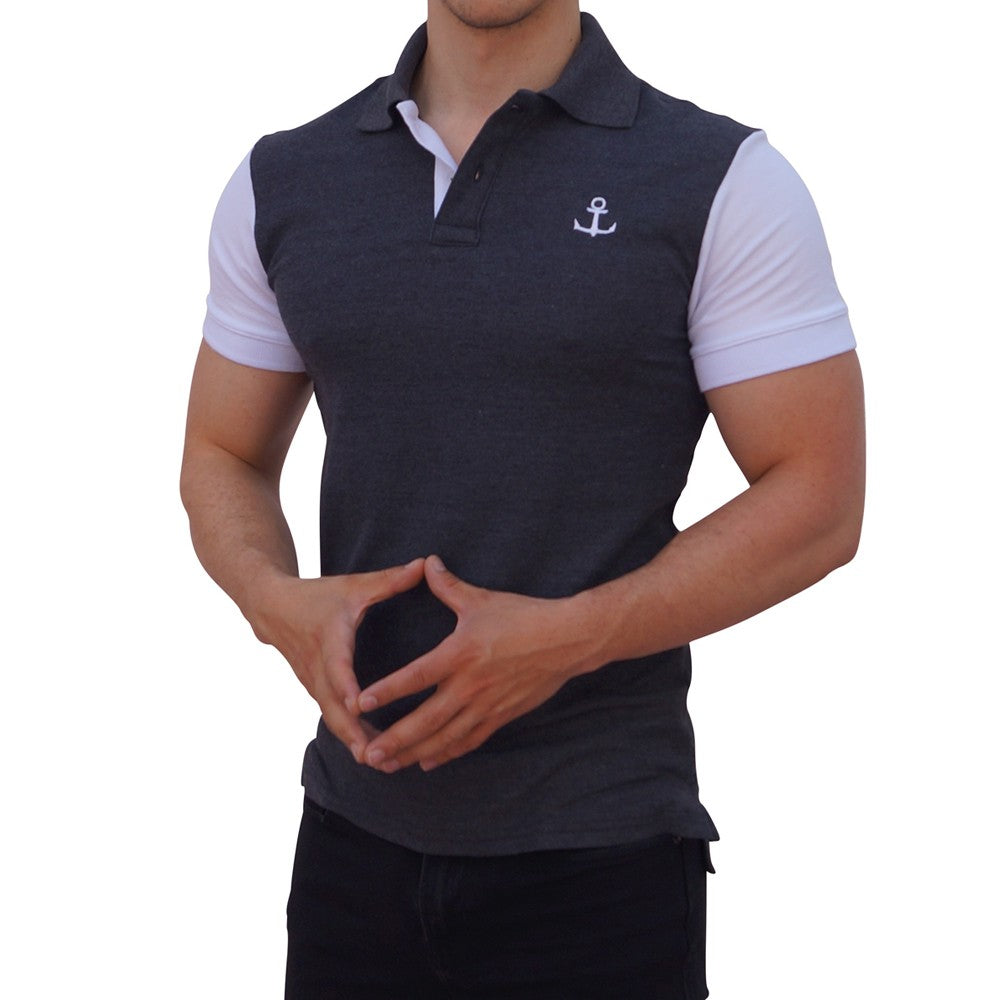Playera Polo Gris Oxford Logo Blanco Manga Corta Blanca