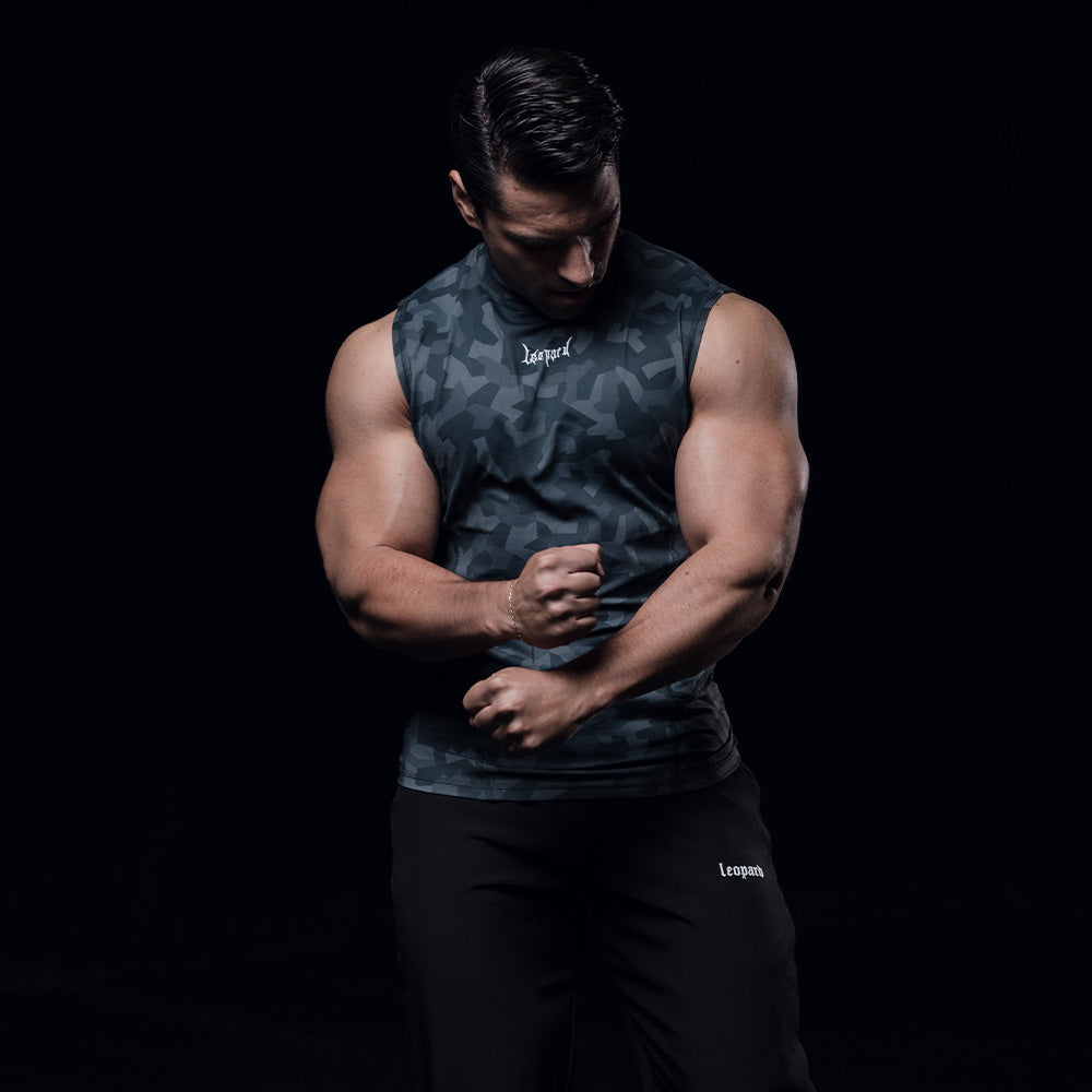 Strike Ops Compression Tank Sleeve Ghost (preventa)