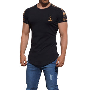 Short Black Raglan T-shirt with Baroque Stripe